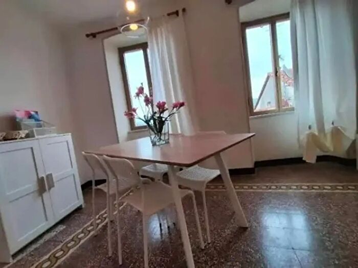 Appartamento trilocale in vendita in Via Luigi Valentini, Arcola