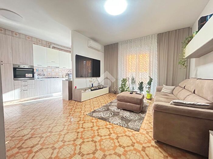 Appartamento quadrilocale in vendita in Via Crocetta, Mozzecane