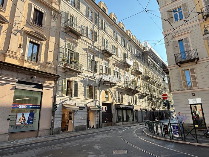 Appartamento trilocale in vendita in Via XX Settembre, Torino