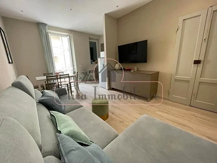 Appartamento trilocale in affitto in Viareggio