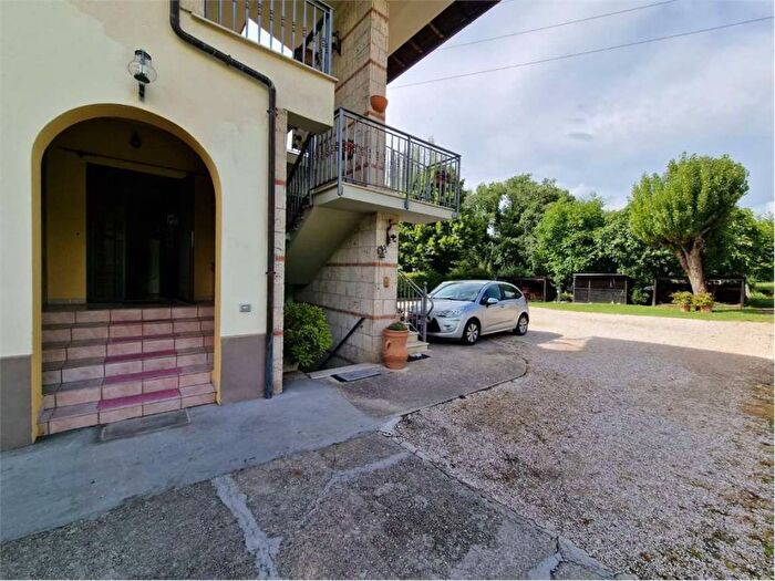 Appartamento bilocale in affitto in Cesure Valenza, Terni