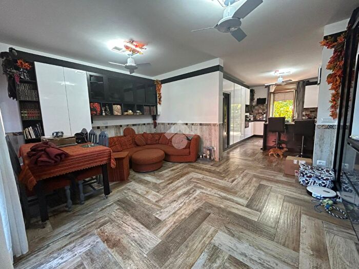 Appartamento trilocale in vendita in Via Giardini Sud, Formigine