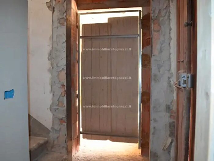 Appartamento trilocale in vendita in Zona Semicentrale, Poggibonsi