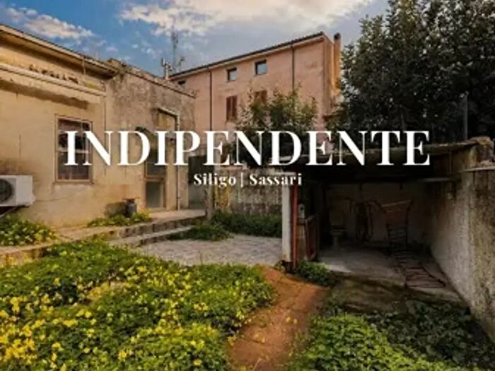Casa con 5 locali in vendita in Via Francesco Cossiga, Siligo
