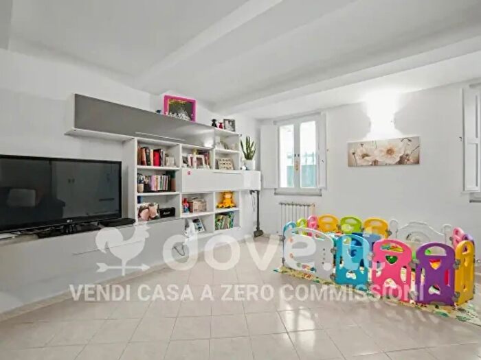 Appartamento trilocale in vendita in Via Argine Sinistro Montone, Ravenna