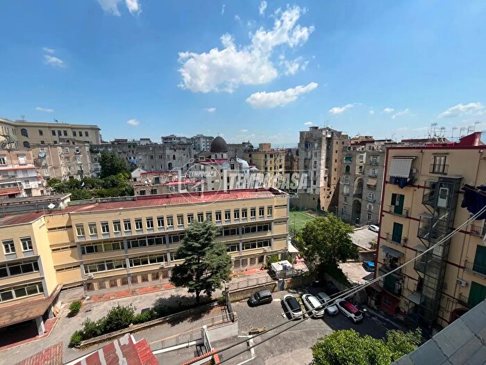 Appartamento quadrilocale in vendita in Corso Vittorio Emanuele, Napoli