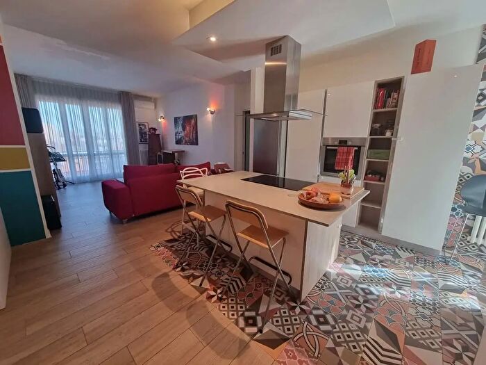 Appartamento trilocale in vendita in Via Buozzi, Limbiate