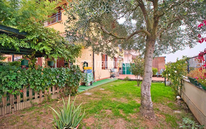 Appartamento quadrilocale in vendita in Trecate