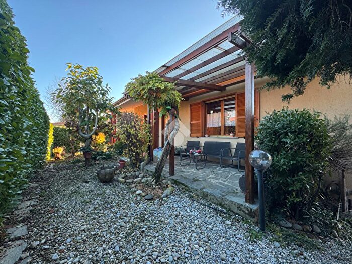 Casa quadrilocale in vendita in Via G Verdi, Basiano