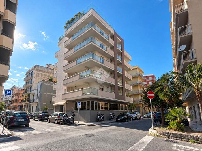 Appartamento bilocale in affitto in Via Tenente Sirio Brigiano, Centro, Milazzo