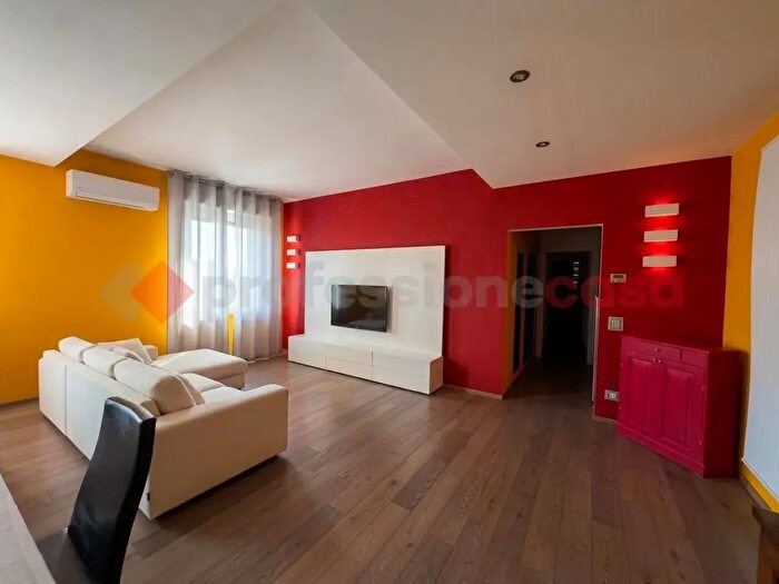 Appartamento quadrilocale in vendita in Via Statale, Casalgrande