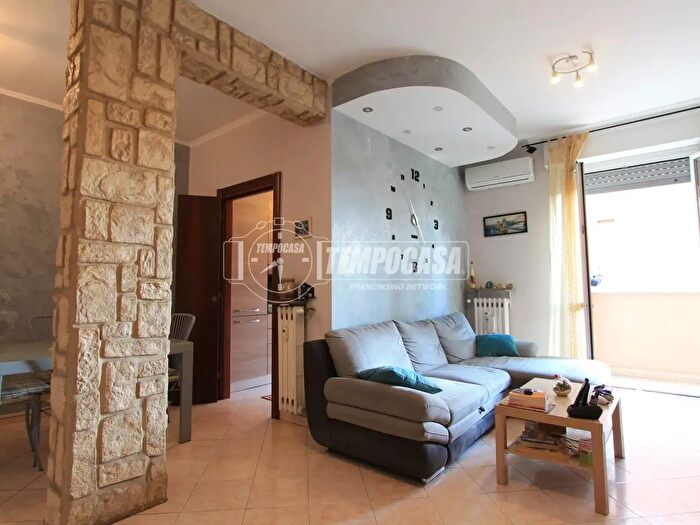 Appartamento trilocale in vendita in Viale Toscana, Cologno Monzese