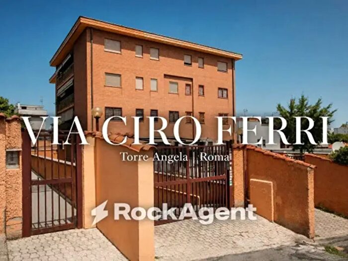 Appartamento bilocale in vendita in Via Ciro Ferri, Roma