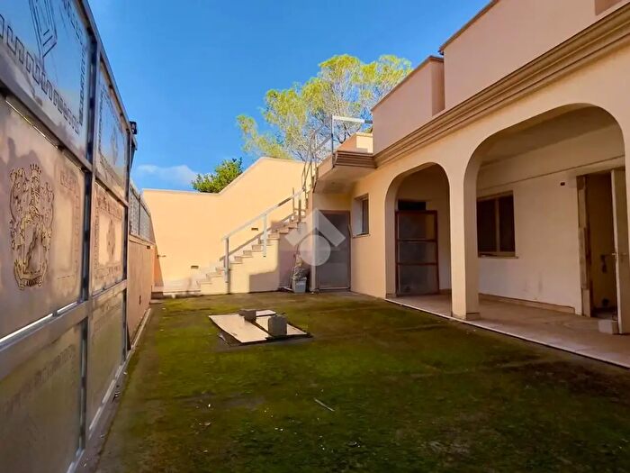 Casa con 6 locali in vendita in Via Mercurio, Ugento