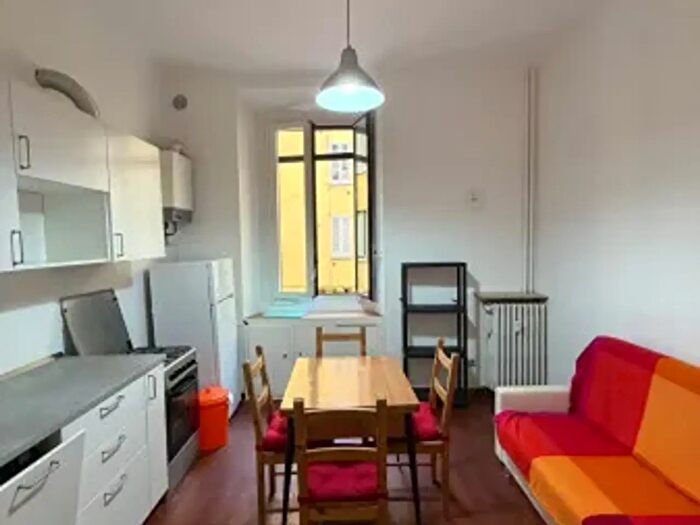 Appartamento bilocale in affitto in Via Polibio, Milano