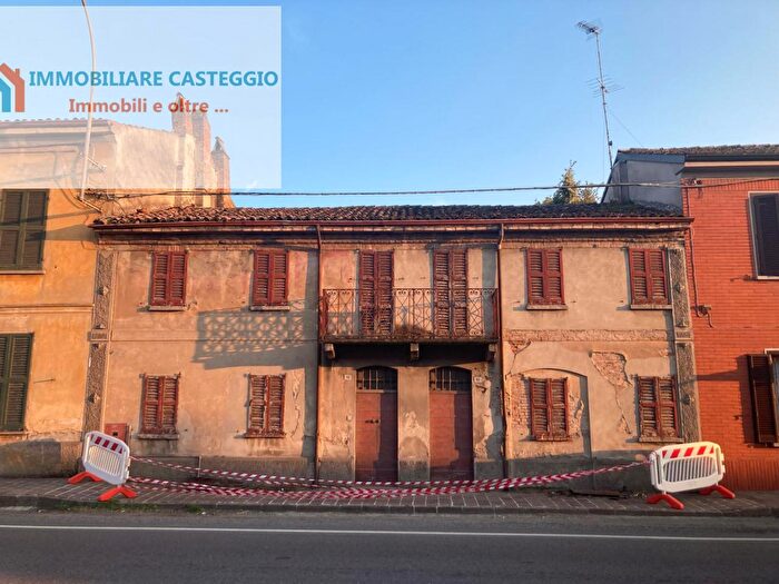 Casa con 5 locali in vendita in Via Emilia, Corvino San Quirico