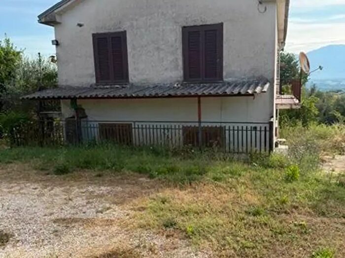 Appartamento con 5 locali in vendita in San Giovanni Incarico