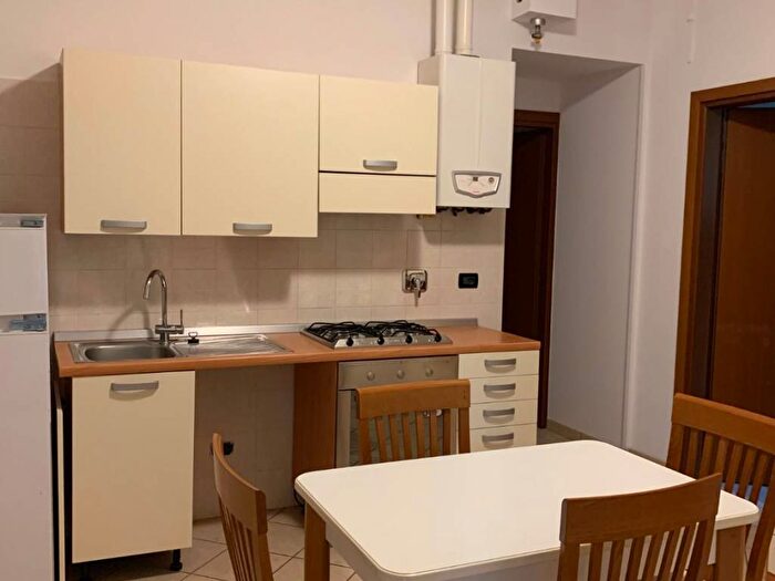 Appartamento trilocale in affitto in Via Giuseppe Massarenti, Massarenti, Bologna