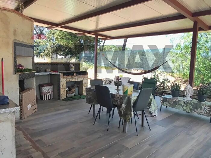 Casa con 6 locali in vendita in Contrada San Cataldo Strada Vicinale B, Caltagirone