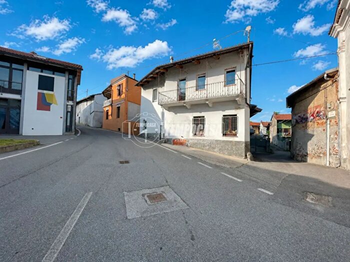Casa quadrilocale in vendita in Strada Provinciale, Maglione