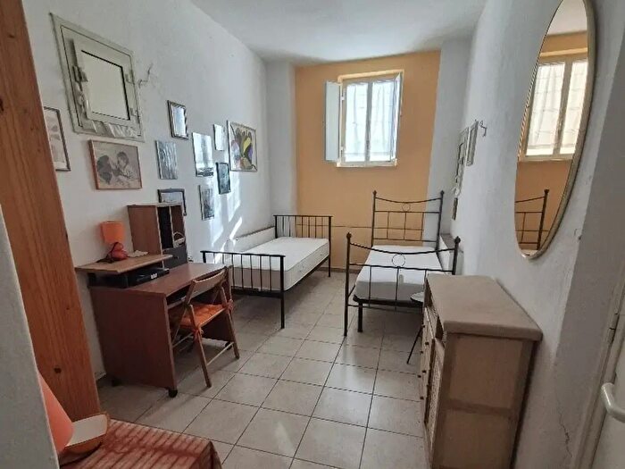 Appartamento trilocale in vendita in Via Provinciale per ArmoGallina, Reggio di Calabria