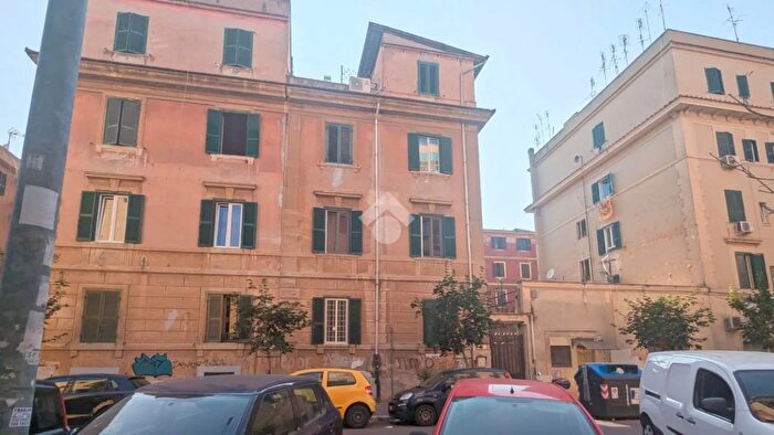 Appartamento bilocale in vendita in Via Giuseppe Cei, Roma