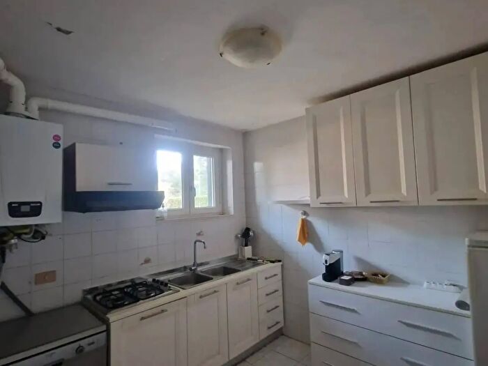 Casa con 7 locali in affitto in Via delle Salvie, Pisa