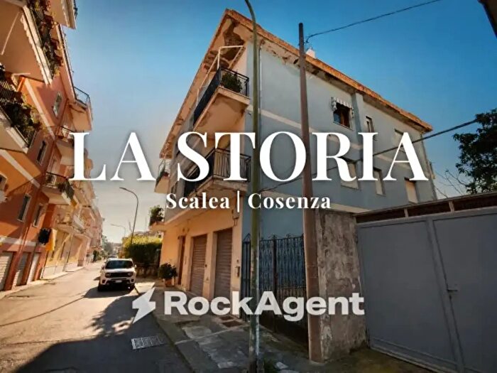 Appartamento quadrilocale in vendita in Via Thaon De Revel, Scalea