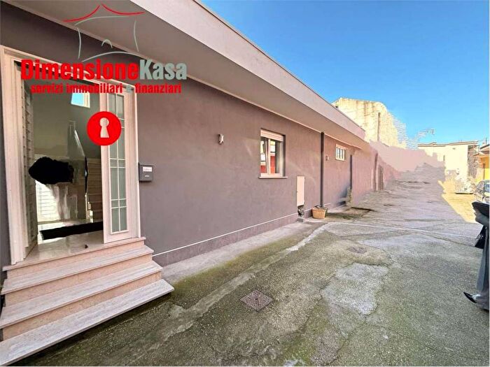 Appartamento trilocale in affitto in Fressuriello, Saviano