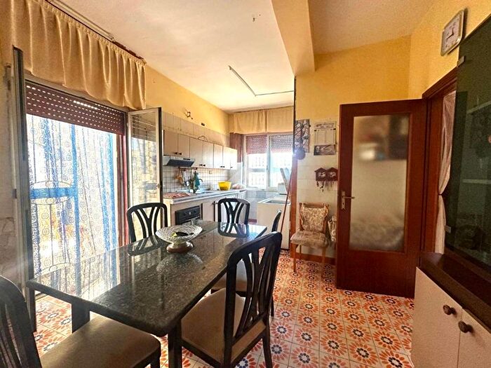 Appartamento quadrilocale in vendita in Viale pergusa, Bagnara Destra Volturno, Castel Volturno