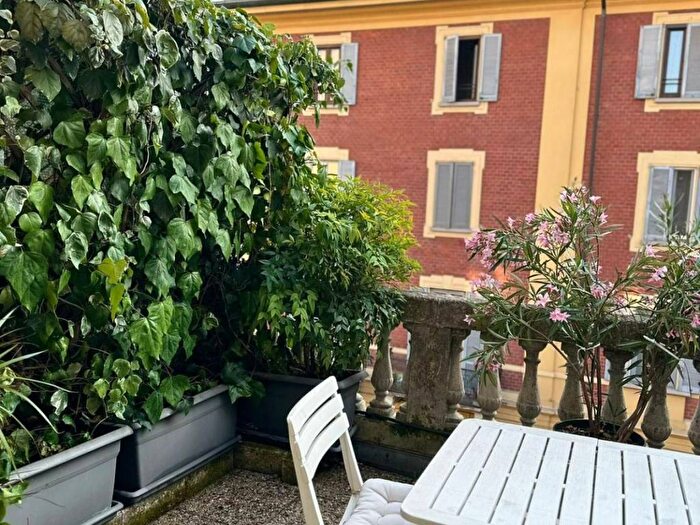 Appartamento monolocale in affitto in Lodi Brenta, Milano