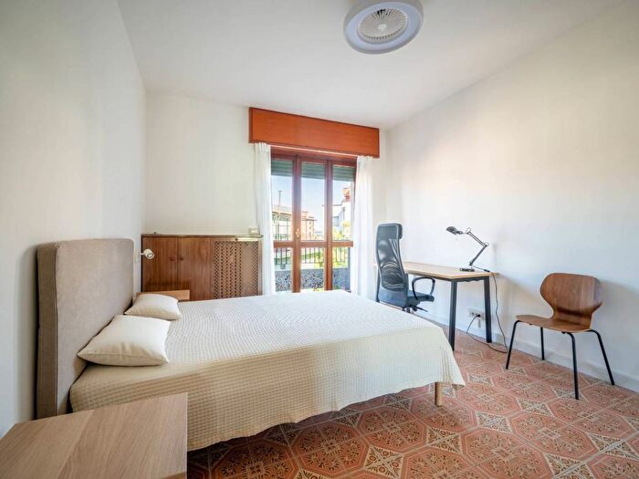 Appartamento trilocale in affitto in Via Antonio Meucci, Ponte Nuovo, Milano