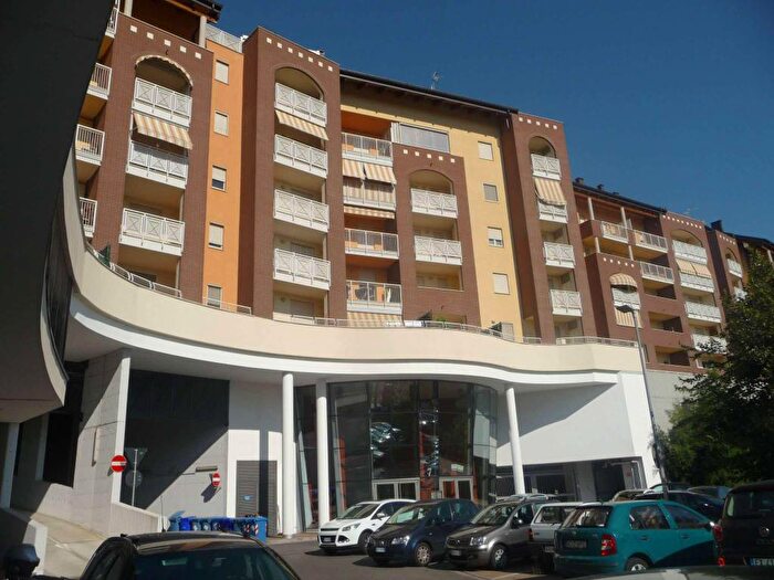 Appartamento bilocale in affitto in Via Peschiera, Mercato Santa Maria, Moncalieri