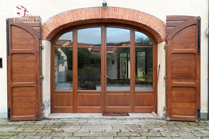 Casa con 8 locali in vendita in Via della Martellina, Fiesole