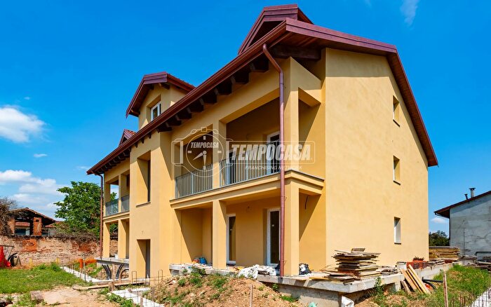 Appartamento con 5 locali in vendita in Vis San Tommaso, Chivasso