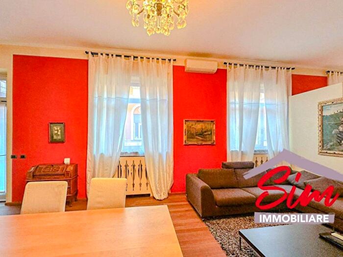 Appartamento bilocale in affitto in Corso Cavour snc, Centro Storico, Novara