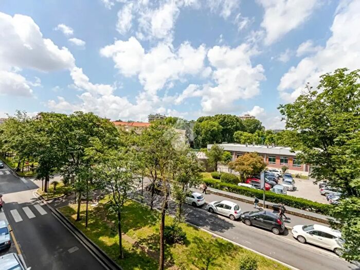 Appartamento trilocale in vendita in Viale Giacomo Matteotti, Sesto San Giovanni