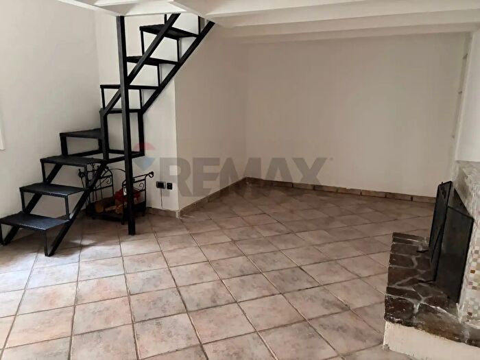 Appartamento bilocale in affitto in Via del Parco Margherita, Napoli