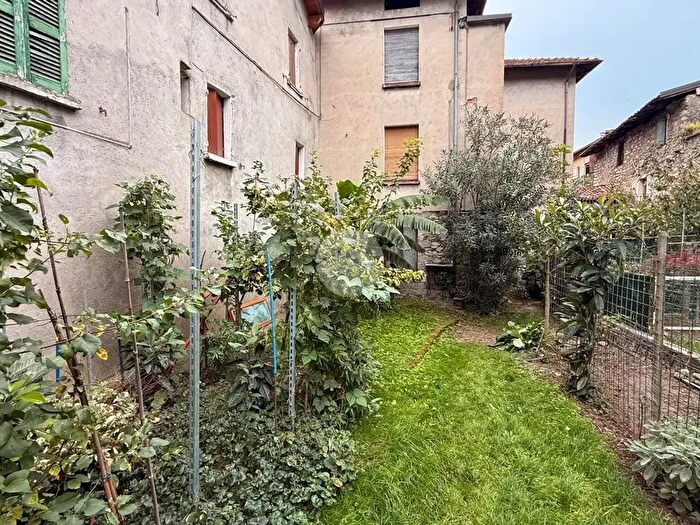 Casa con 5 locali in vendita in Via F Beretta, Cividate Camuno