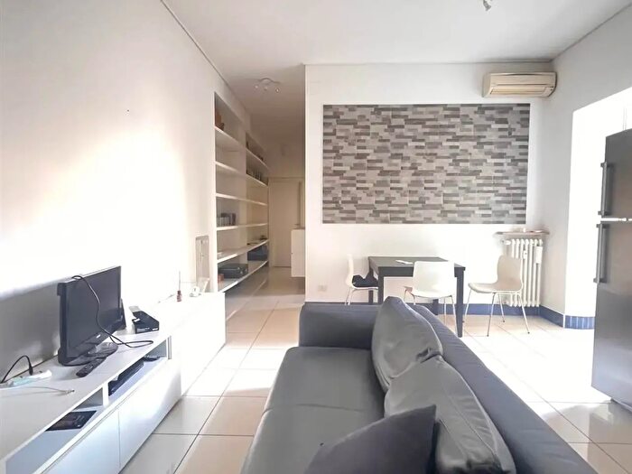 Appartamento trilocale in vendita in Via Bernardo De Canal, Mantova