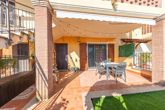 Appartamento bilocale in vendita in Via Kant, Mentana