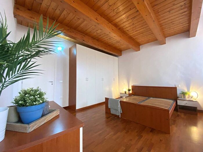 Appartamento bilocale in affitto in Via Achille Cantoni, Centro Storico, Forlì