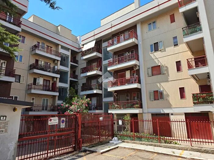 Appartamento trilocale in vendita in Via Umberto Giordano, Torremaggiore