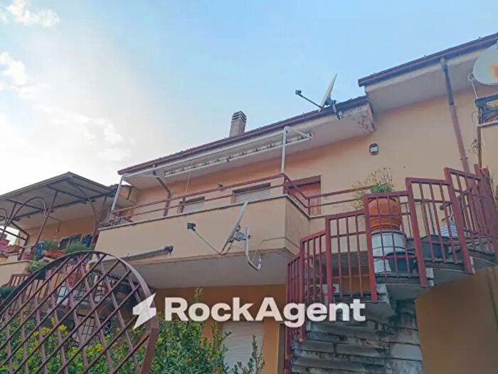 Appartamento trilocale in vendita in Corso Vittorio Emanuele, Marcellina