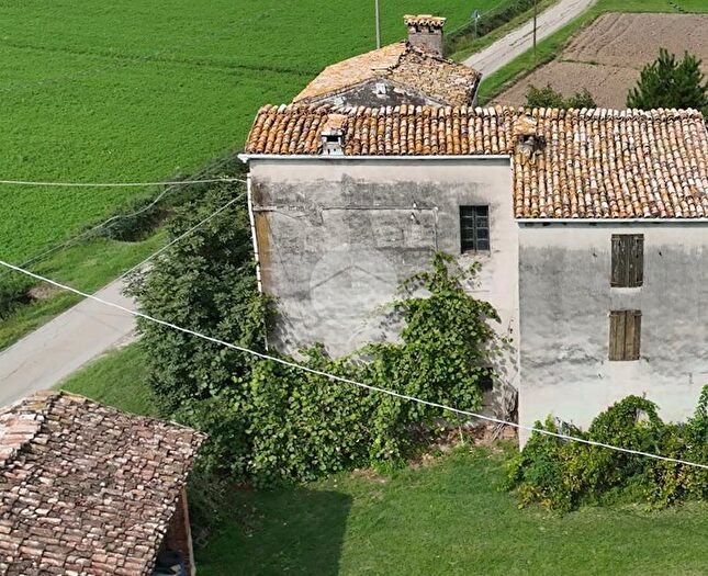 Casa con 12 locali in vendita in Via Michele Campagna, Fidenza