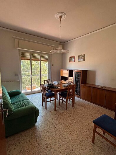 Appartamento quadrilocale in vendita in Viale Trieste, Caltanissetta