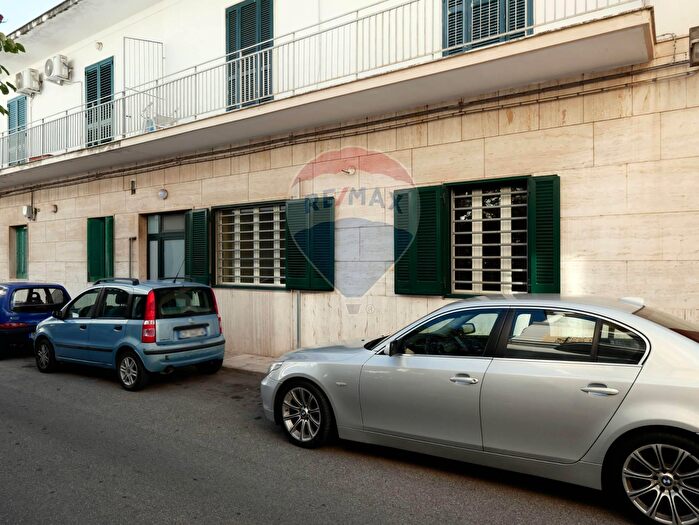 Appartamento trilocale in vendita in Via Guglielmo Marconi, Triggiano