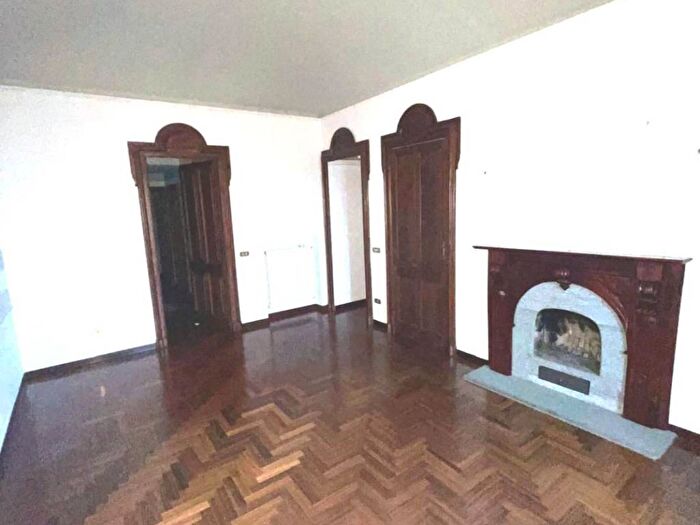 Appartamento quadrilocale in affitto in Corso Cento Cannoni, Piazza Garibaldi, Alessandria