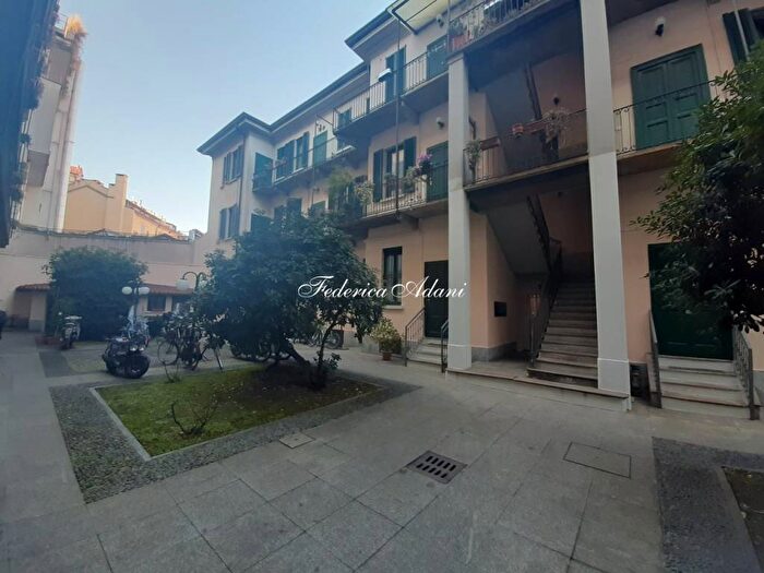 Appartamento bilocale in affitto in Via Vigevano, Navigli Darsena, Milano