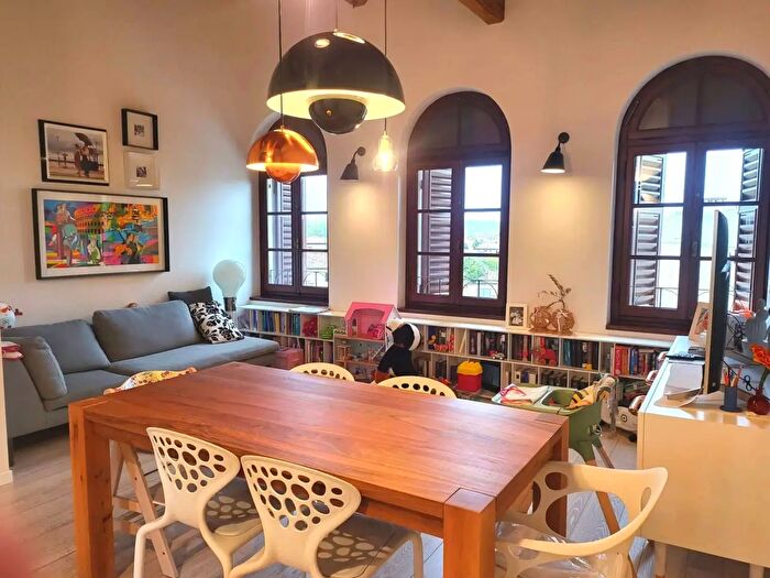 Appartamento con 6 locali in vendita in Piazza Meschio, Vittorio Veneto